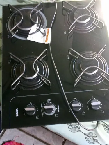 Vendo Cooktop Valor 500 reais.