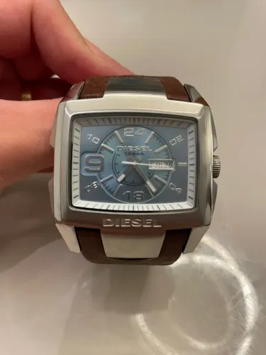 Relogio DIESEL modelo DZ4246 