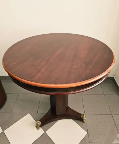Mesa de canto - marca Breton