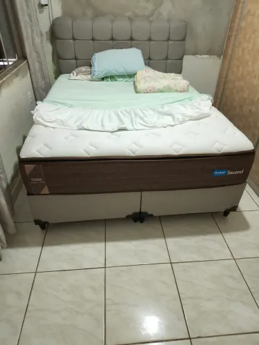 CAMA CASAL KING SEMI NOVA NA GARANTIA R$2.500 RETIRAR NO LOCAL WHATSAPP *