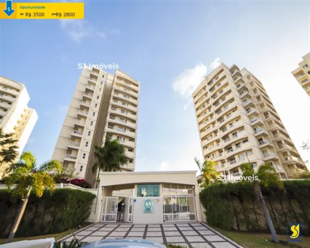 Apartamento em condomínio clube no Cambeba