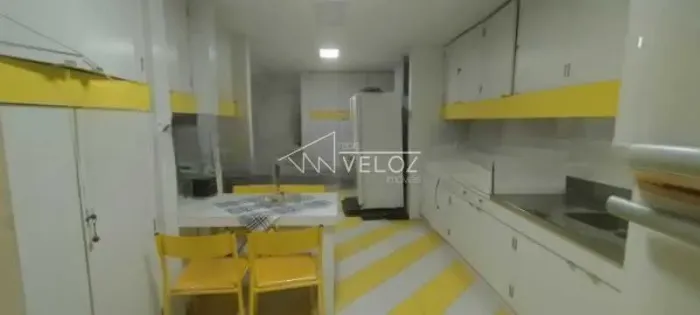 Apartamento - / Residencial / Flamengo