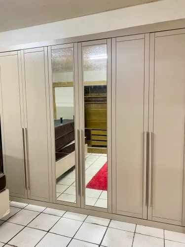 Guarda roupa 6 portas entrega grátis 