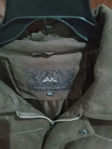 Vendo linda jaqueta de couro XXL. masculino usado pouco