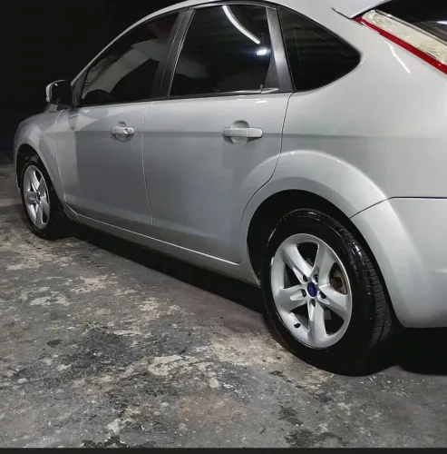 Ford Focus 2.0 16v/ 2.0 16V Flex 5P 2011