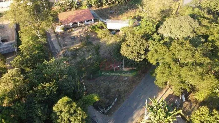 Chácara com 1 dormitório à venda, 1100 m² por R$ 381.000,00 - Padre Marcelo - Caçapava/SP