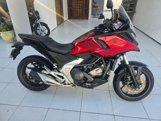 Honda / NC 750X DCT 2026