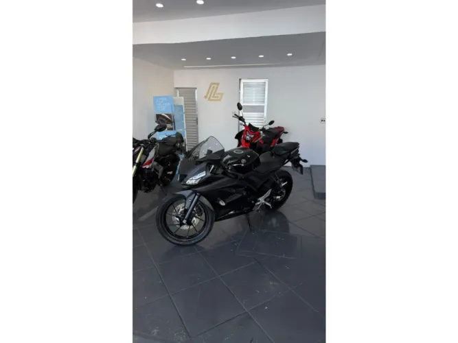 Yamaha Yzf-r15 abs 2024