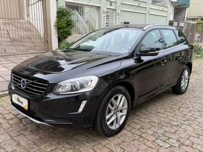 Volvo XC 60 D-5 Momentum 2.4 AWD Diesel 5P 2017