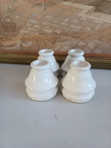 Conjunto 4 pés de geladeira antigos em porcelana anos 60