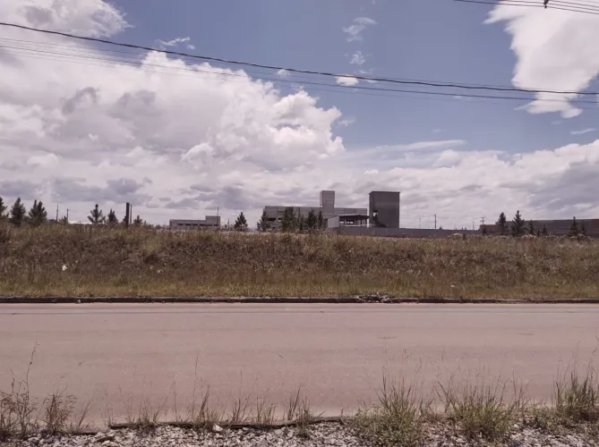 TERRENO INDUSTRIAL PRONTO PARA CONSTRUIR
