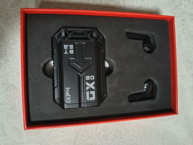 Vendo fone de ouvido bluetooth novo na caixa, modelo Xtrad samurai