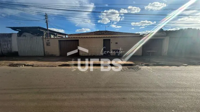 Casa a venda no Jardim Guanabara - Proximo ao Supermercado Barbosa