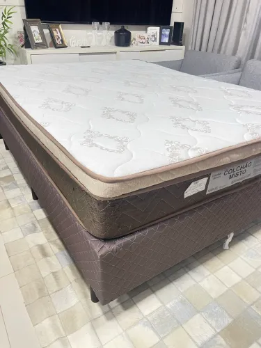 Cama box casal 