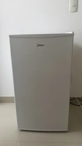 Frigobar Midea 93L