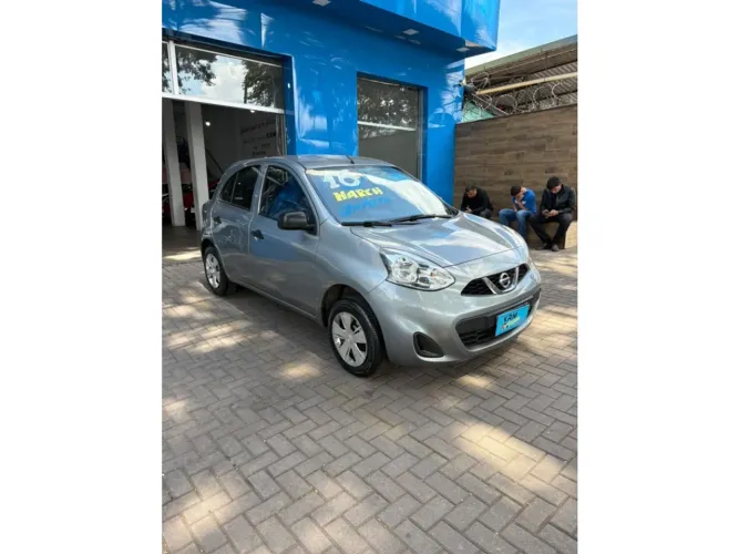 Nissan March S 1.0 12V Flex 5P 2016