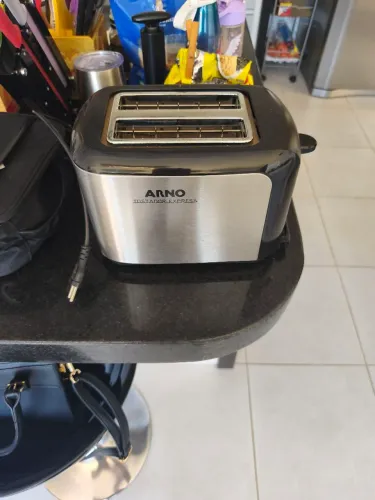 Torradeira Arno - inox