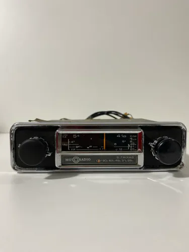 Rádio antigo Motoradio 6 faixas