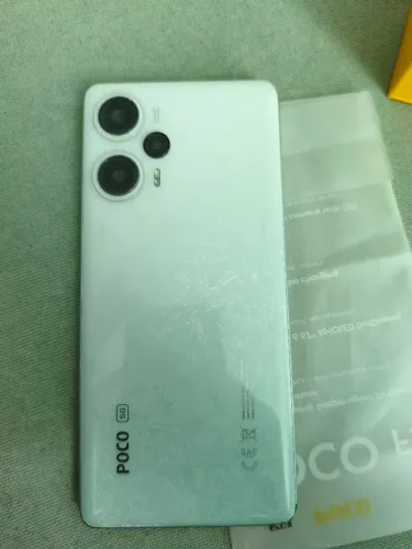 POCO F5 - 256GB 12GB RAM Completo com Caixa e Carregador Original 