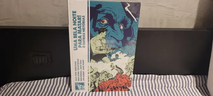 Uma Bela Noite para Matar e Outras Histórias - Editora Mino - HQ Lacrada