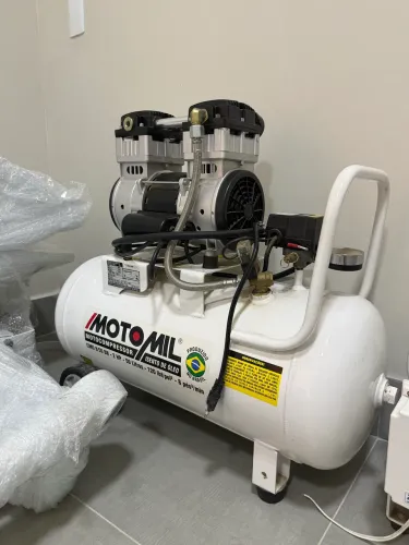 VENDO COMPRESSOR MOTOMIL 50 litros