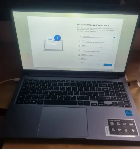 Notebook Samsung Galaxy Book4 Core I3-1315U 8GB 256GB SSD M.2 Win11 Home 15,6" FHD