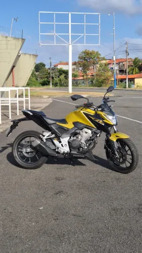 CB 300F 2023 IPVA 2026 PAGO ACEITA CARTÃO ATÉ 18X FINANCIA PELOS BANCOS