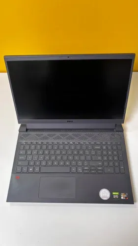 Dell g15 Ryzen 7 5800h - RTX 3060 - 16GB RAM/512GB SSD
