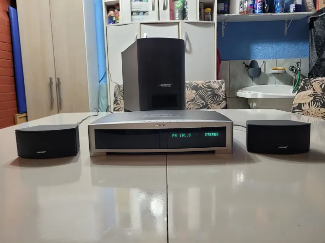 Bose cinemate 3-2-1 serie III
