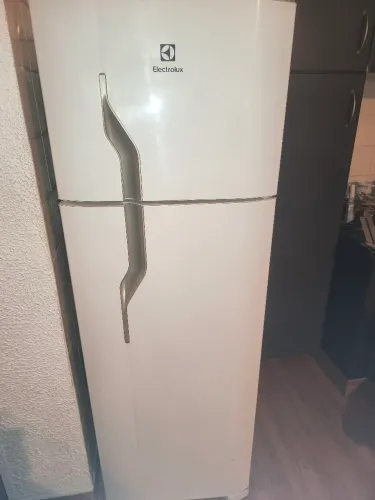 Geladeira Eletrolux 