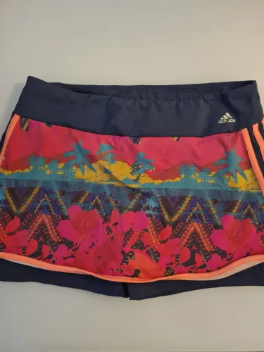 Short-saia fitness Adidas estampado