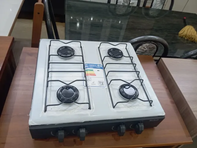 Fogão de mesa 4 bocas