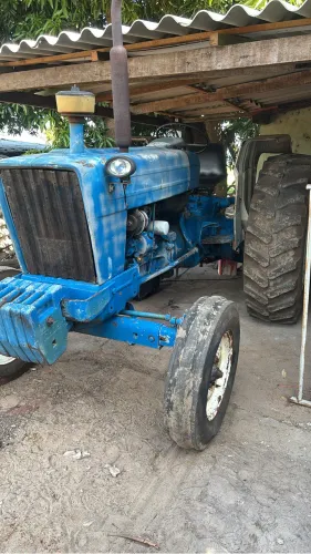 Trator Ford 6600