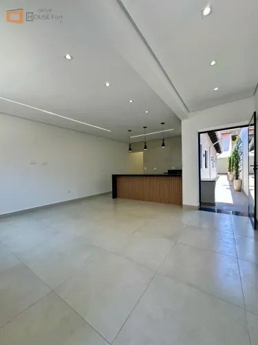 Casa em Boqueirão - Praia Grande, SP