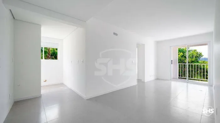 Apartamento com 2 dormitórios para alugar, 70 m² por R$ 1.890,00/mês - Fortaleza Alta - Bl