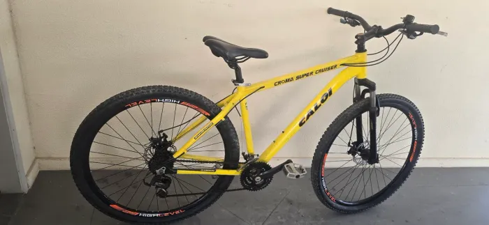 Bicicleta de alumínio aro 29, 24marchas e revisada