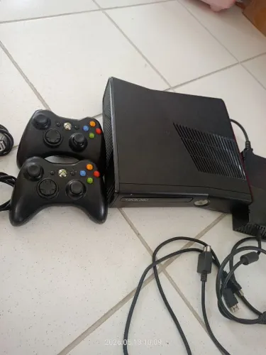 Console Xbox 360slim