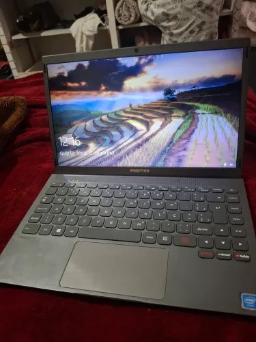 Notebook Positivo Motion 