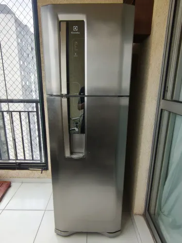 Geladeira Electrolux dw42x 380 litros inox