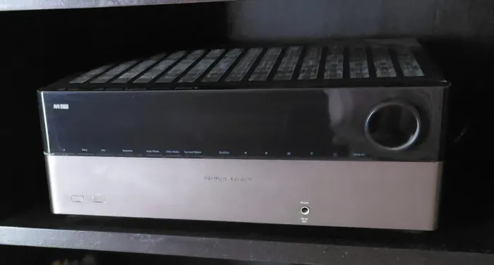 RECEIVER ÁUDIO E VÍDEO HARMAN KARDON AVR 3650 7.1 CANAIS.