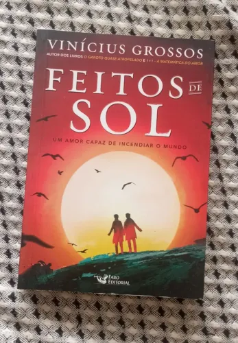 Livro Feitos de Sol - novo