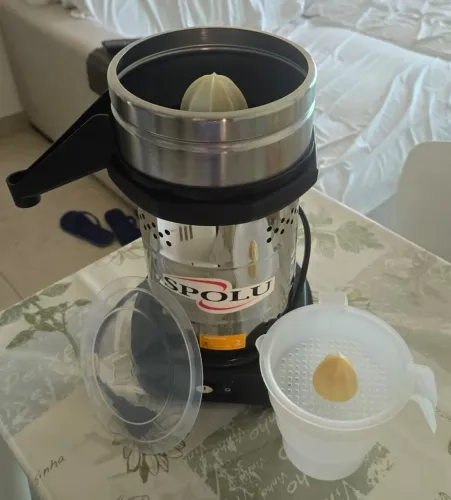 Espremedor de laranjas Spoli Potenza SPL- 071