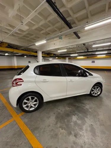Peugeot 208 Active/active Pack 1.5 Flex 8V 5P 2015