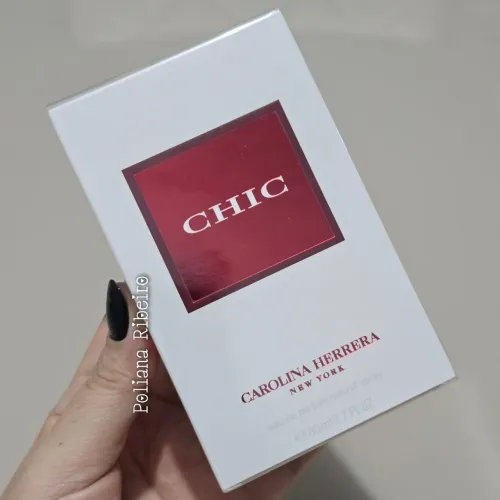 Perfume CHIC Carolina Herrera 80 ml, lacrado