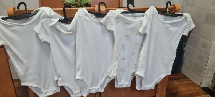 Bodys carter's - 14 peças até 2 anos