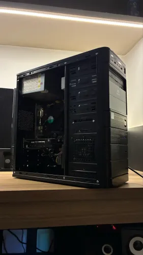 PC GAMER i3 4º / 8GB RAM / GTX 550 Ti + HD 500GB - Perfeito Estado!