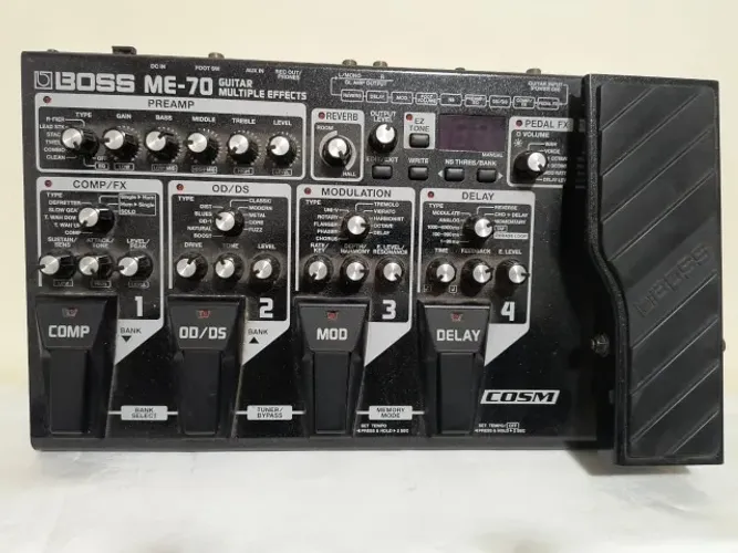 PEDALEIRA DE GUITARRA BOSS ME-70
