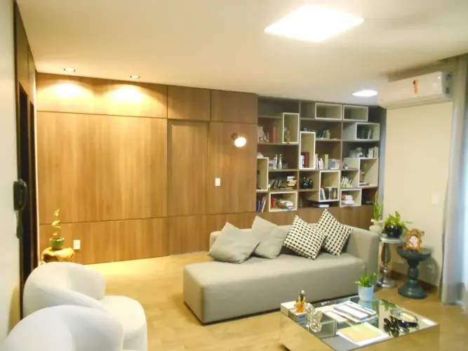 EXCELENTE APARTAMENTO DUPLEX AO LADO DO MINISTÉRIO PÚBLICO.