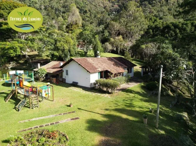 Sítio com 3 CASAS à venda, 415.000 m² por R$ 2.300.000 - Conquista - Nova Friburgo/RJ