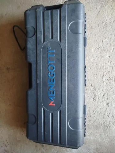 Vendo martelete menegotti 18 kg
